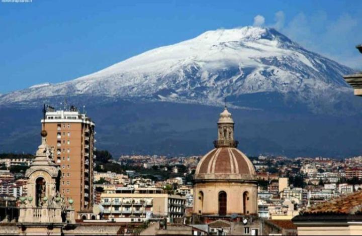 La Casetta Al Centro Catánia Buitenkant foto